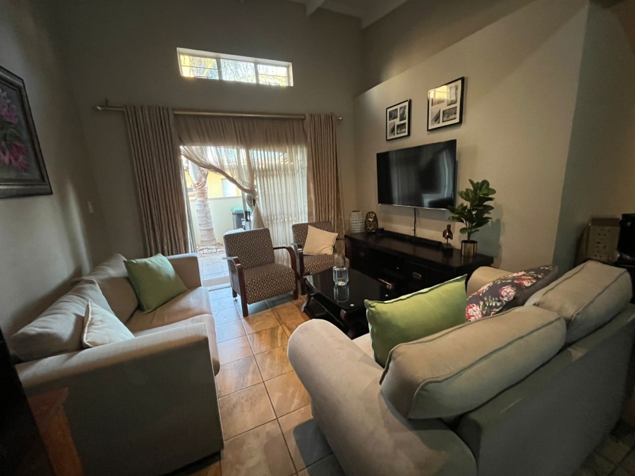 To Let 3 Bedroom Property for Rent in Waterval East North West